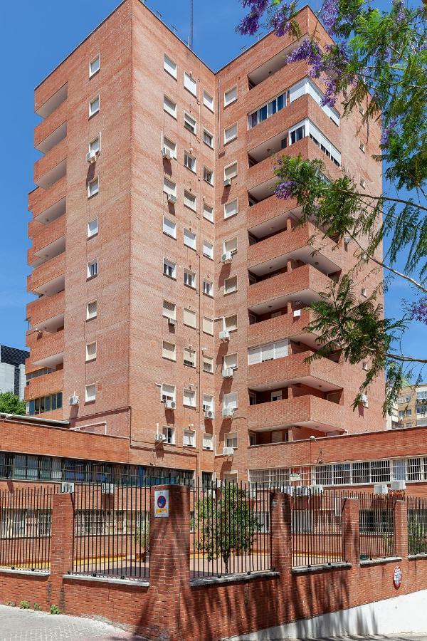 Apartamento Luminoso Y Acogedor En Sevilla. A/C. Bagian luar foto