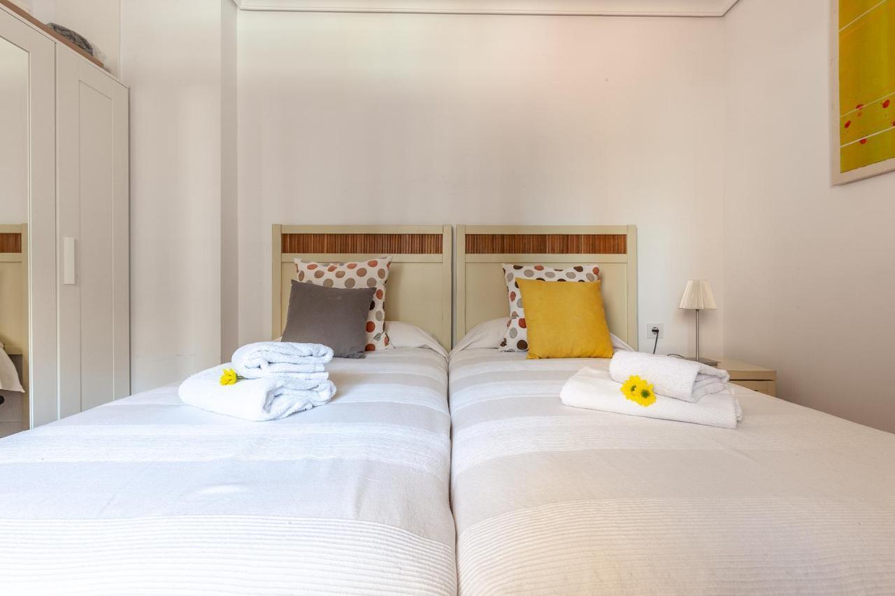 Apartamento Luminoso Y Acogedor En Sevilla. A/C. Bagian luar foto