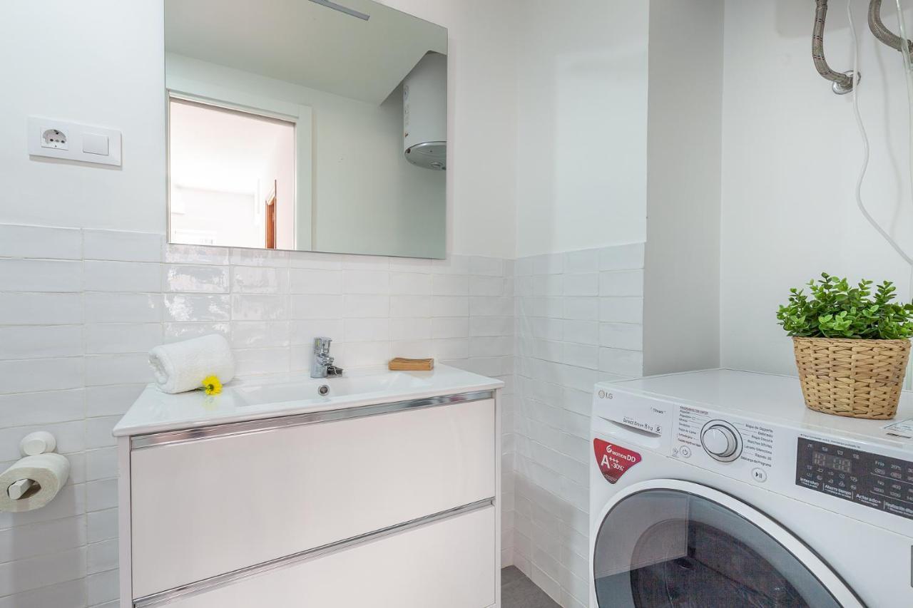 Apartamento Luminoso Y Acogedor En Sevilla. A/C. Bagian luar foto