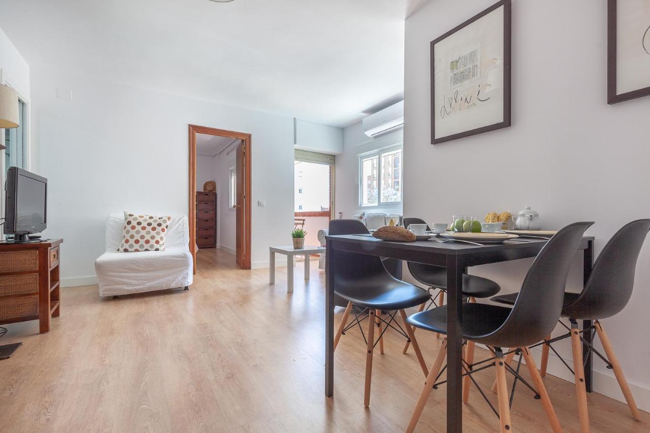 Apartamento Luminoso Y Acogedor En Sevilla. A/C. Bagian luar foto