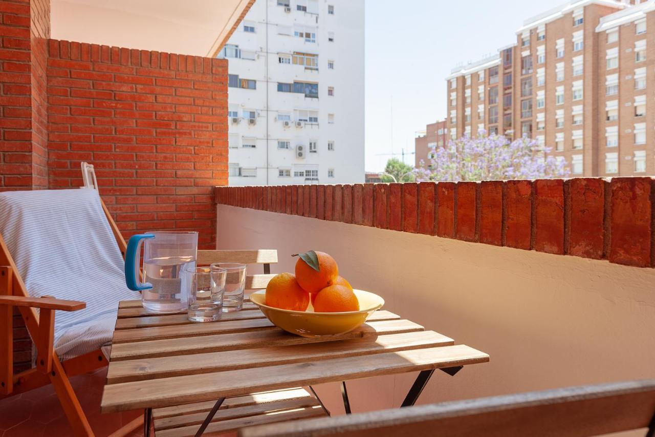 Apartamento Luminoso Y Acogedor En Sevilla. A/C. Bagian luar foto